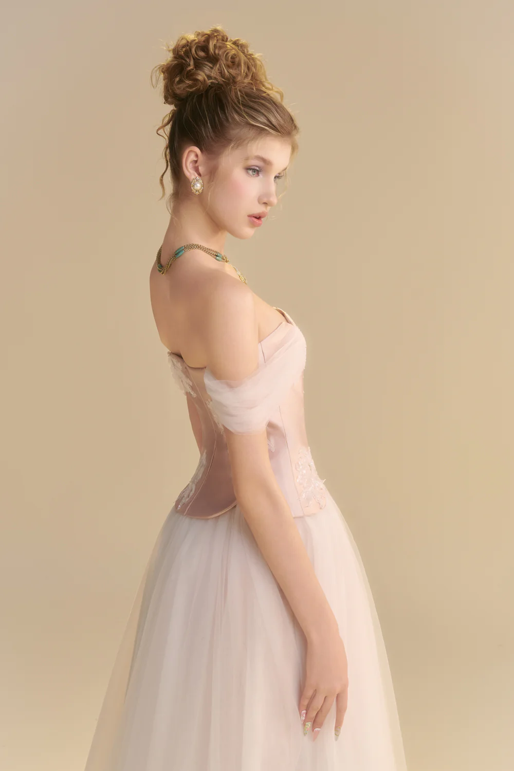 Elarose Off-Shoulder Sequin Midi Dress