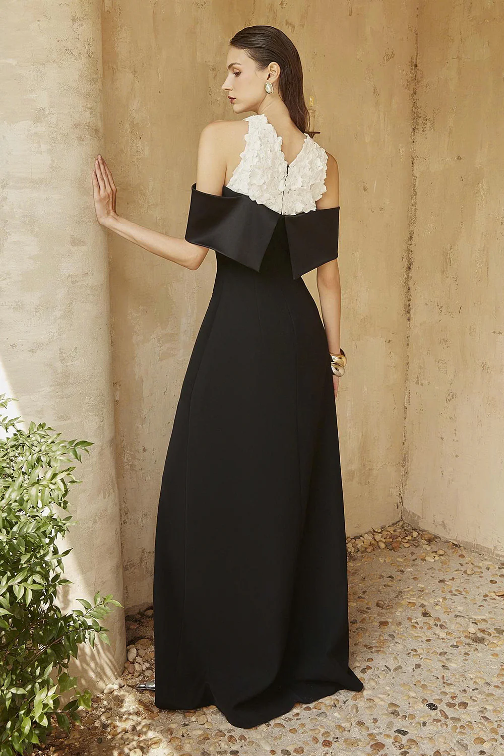Magnolia Sheath Applique Maxi Dress