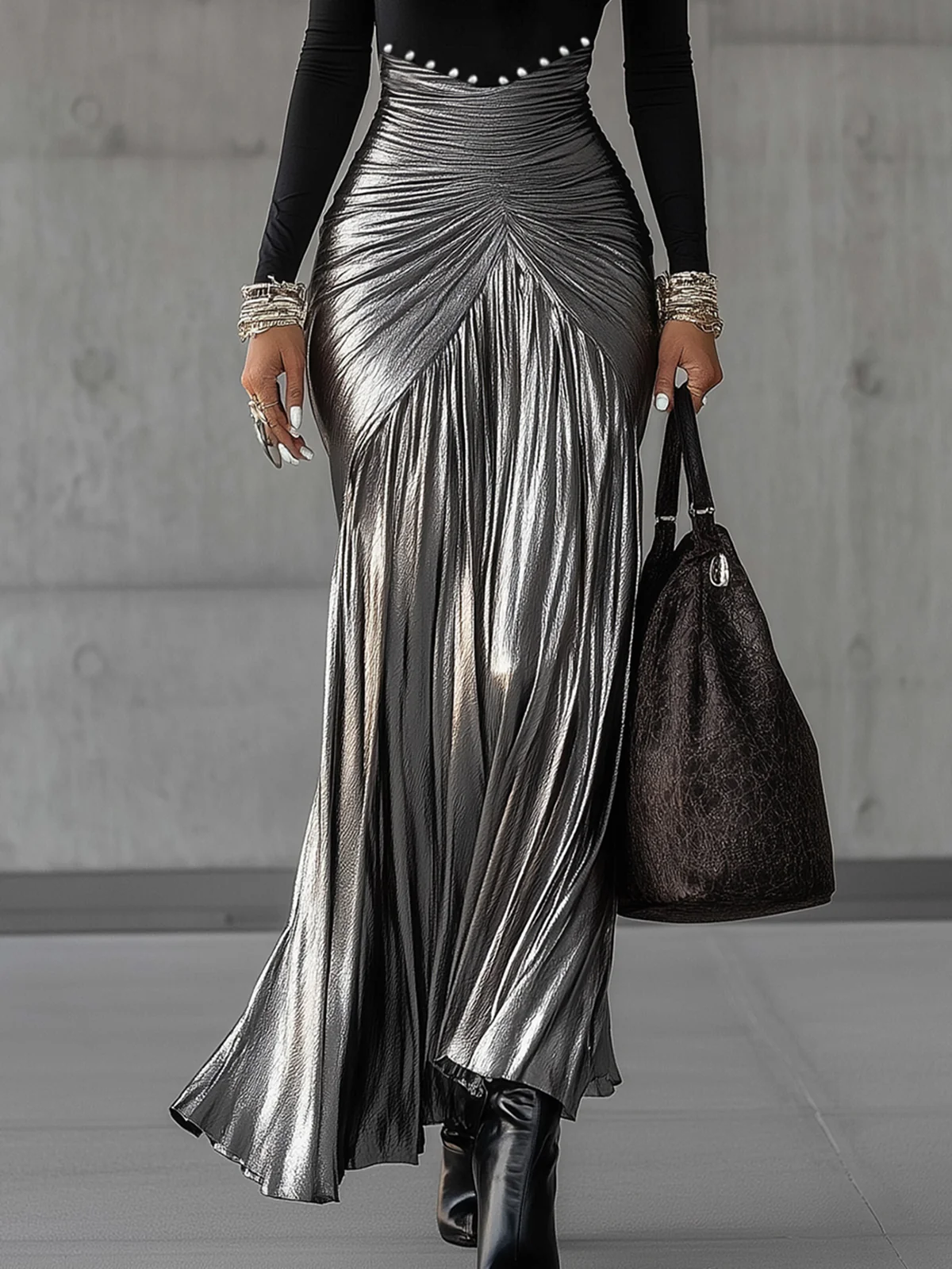 Black Round Neck Metallic Silver Pleated Maxi Dress
