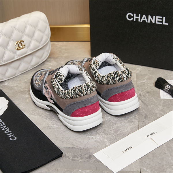 Chanel Sneakers detail 6