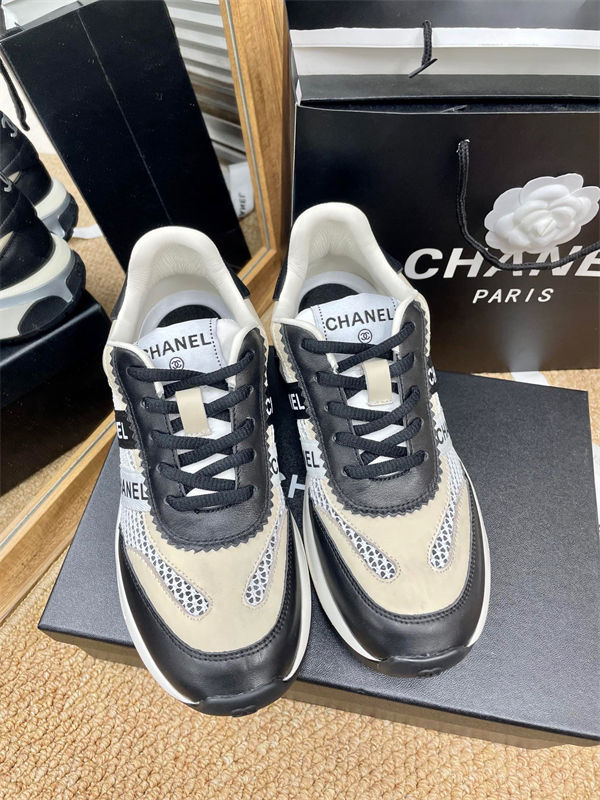 Chanel Sneakers detail 2