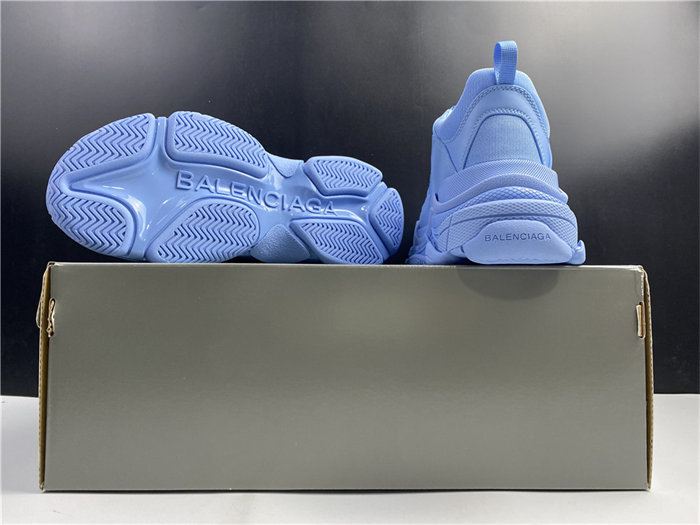 BLCG Triple S Light Blue 524039 W2FW1 4800 detail 6