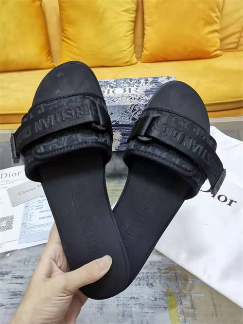 Dio Slipper detail 6