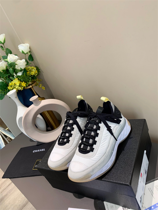 Chanel Sneakers detail 2