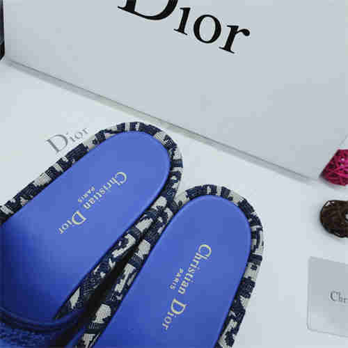 Dio Slipper detail 3