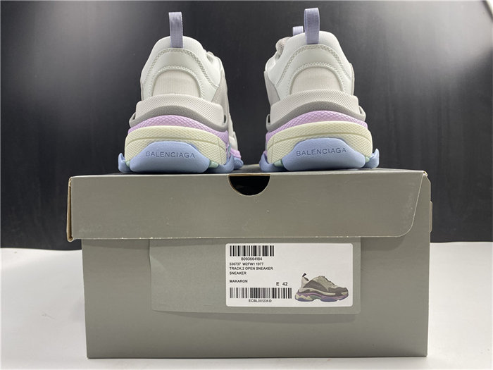 BLCG TRIPLE SNEAKER 536737 W2FW1 1977 detail 5