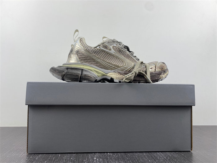 BLCG 3XL Trainer Worn Out Dark Grey 734734 W3xl7 9191 detail 4