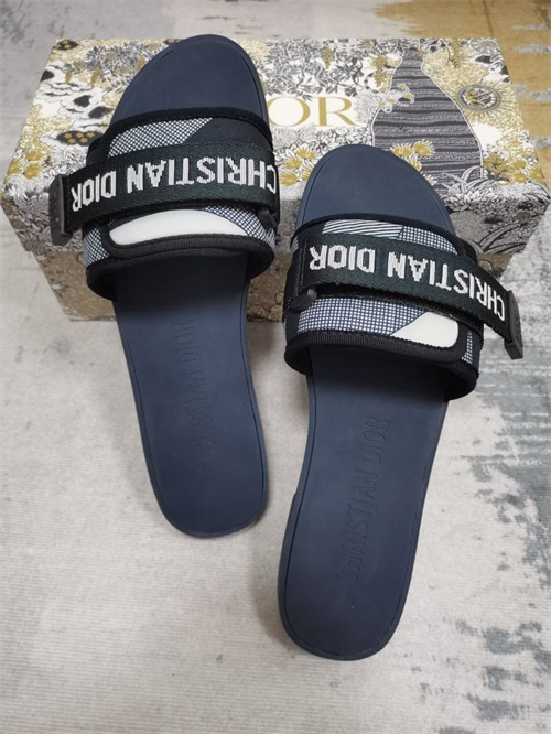 Dio Slipper detail 6