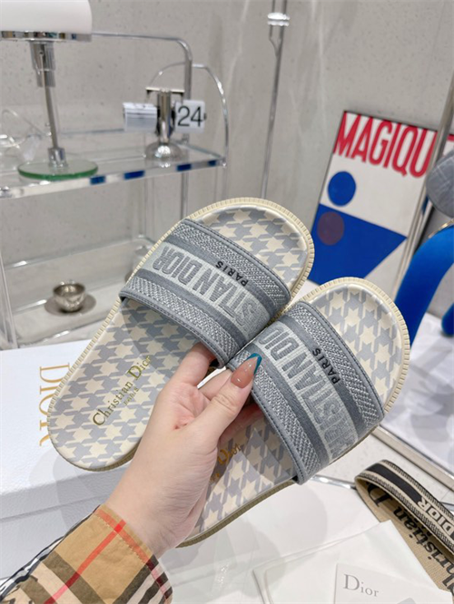 Dio Slipper detail 7