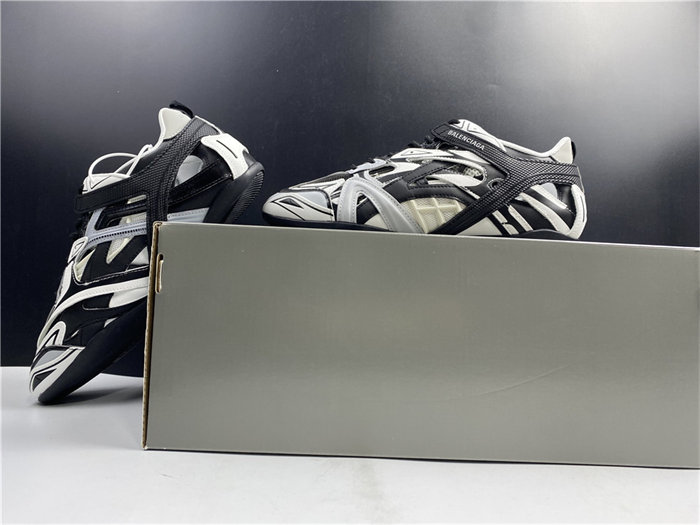 BLCG DRIVE SNEAKER 624343 W2FD1 1019 detail 2