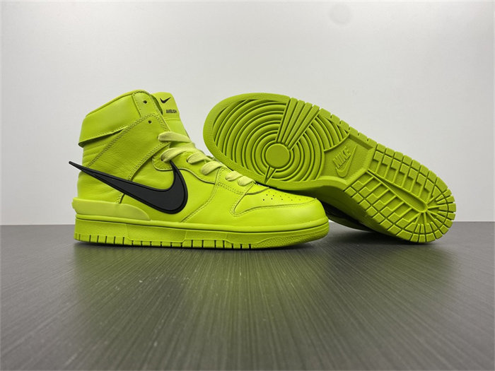 NK Dunk High AMBUSH Flash Lime CU7544-300 detail 3