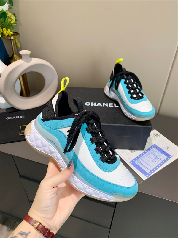 Chanel Sneakers detail 5