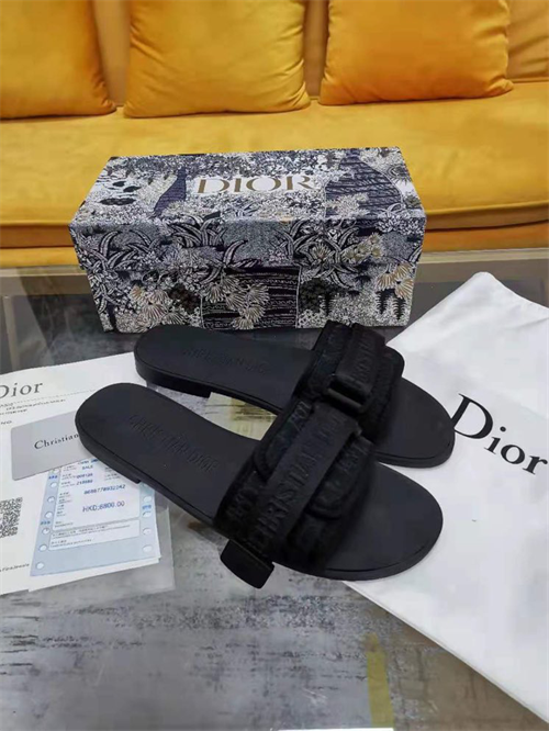 Dio Slipper detail 4
