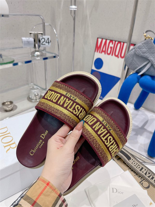 Dio Slipper detail 4