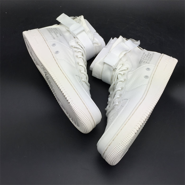 NK SF Air Force 1 Mid Triple Ivory AA6655-100 detail 6