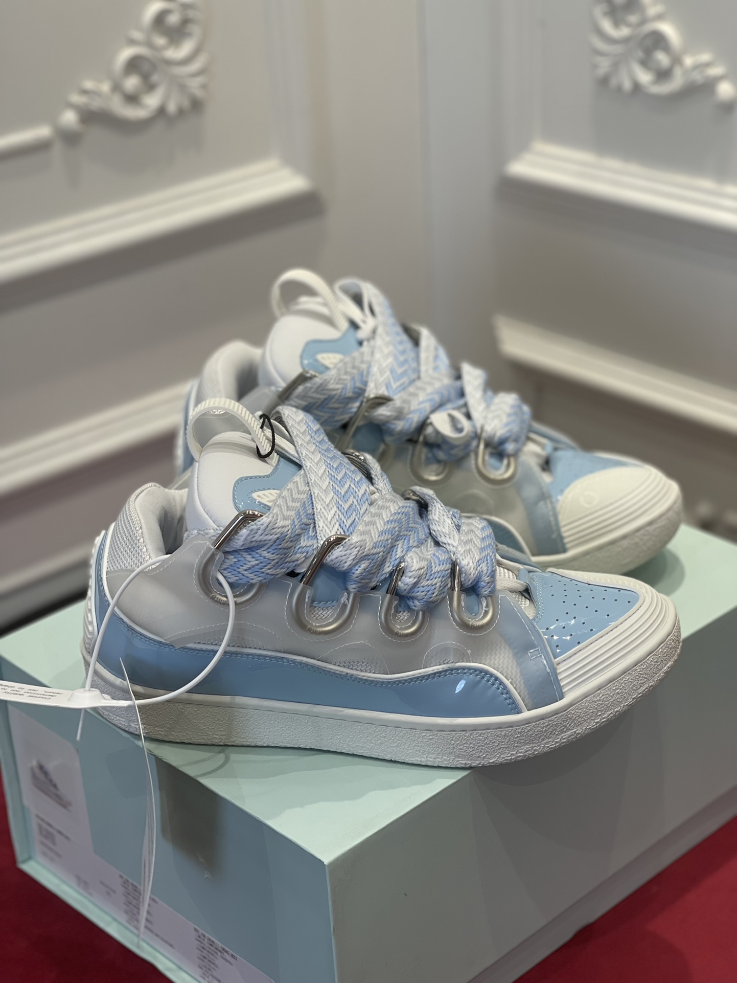 LAN Curb Sneaker FW-SKDK02-GLOS-A22901