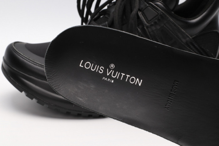 L x V snekaers L000001 detail 17
