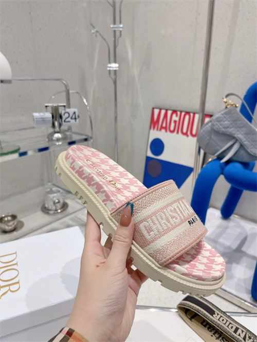 Dio Slipper detail 4