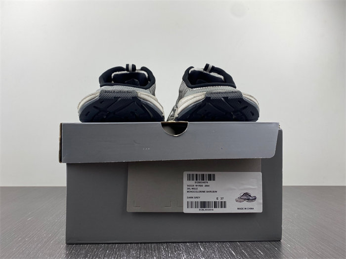 BLCG 542228 W1RB5 2804 detail 5
