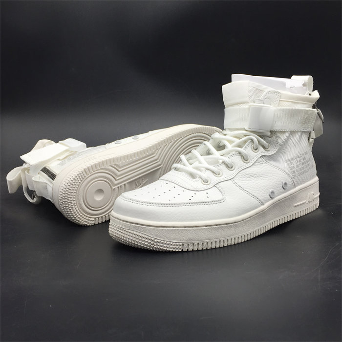 NK SF Air Force 1 Mid Triple Ivory AA6655-100 detail 3