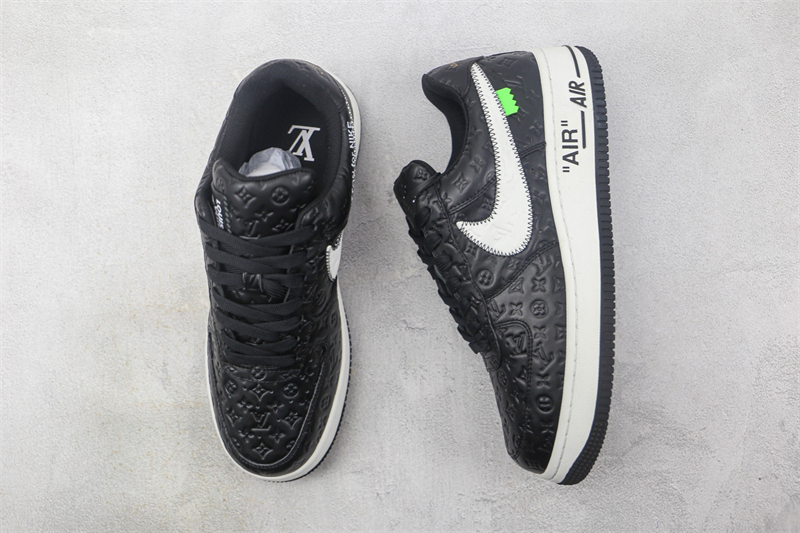 L X V x NK Air Force 1'07 Low Black/white/Monogram detail 2