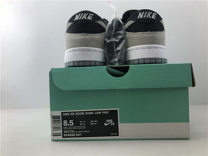 NK SB Zoom Dunk Low Pro Black Wolf Grey White 854866-001 detail 5
