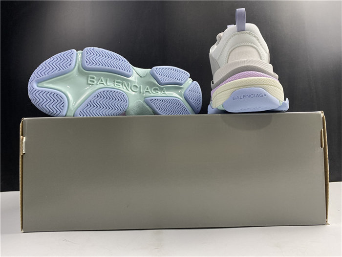 BLCG TRIPLE SNEAKER 536737 W2FW1 1977 detail 6