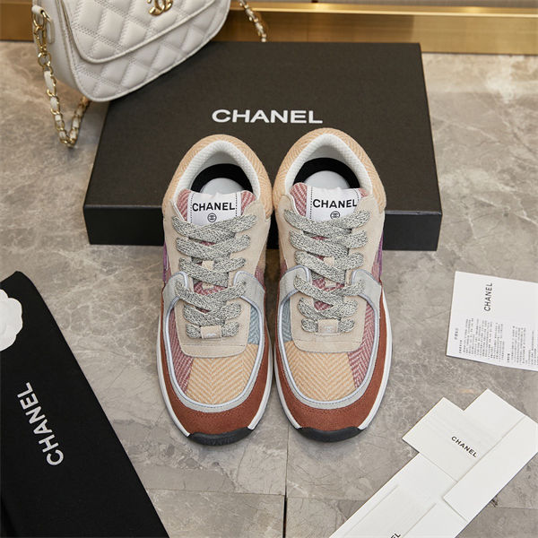 Chanel Sneakers detail 5