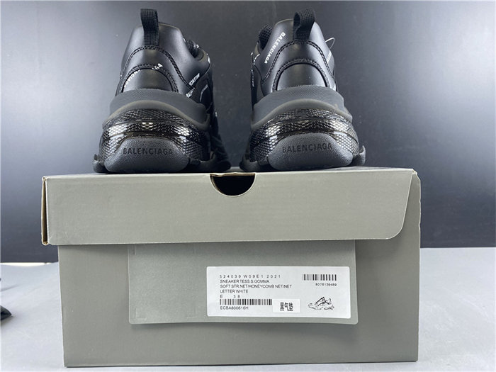 BLCG TRIPLE SNEAKER 524039 W09E1 2021 detail 5