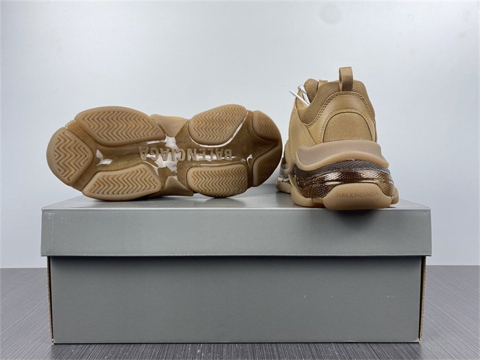 BLCG Triple S Clear Sole Brown 541624 W2GA1 2706 detail 6