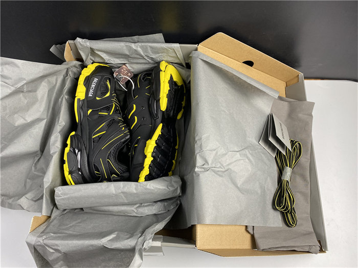 BLCG Track Black Yellow 542023 W3AC1 1070 detail 7