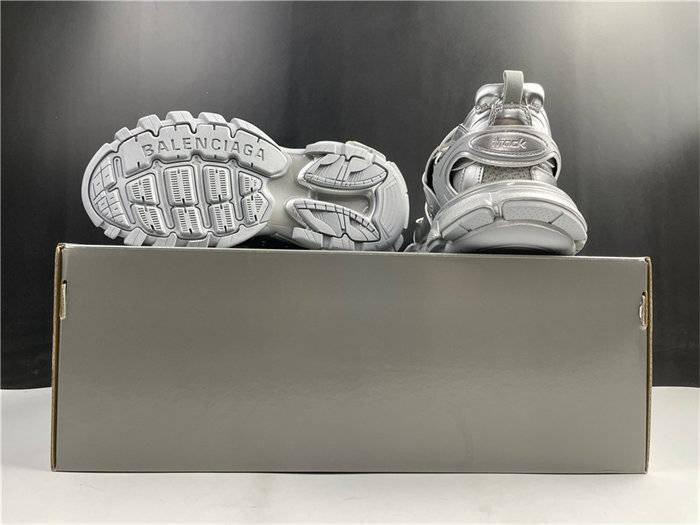 BLCG Track Triple Silver 542023 W2FS3 8100 detail 6