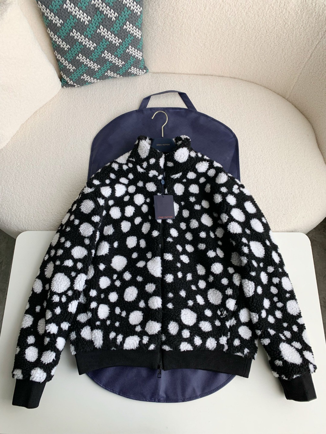 L X V FLOWER  jacket