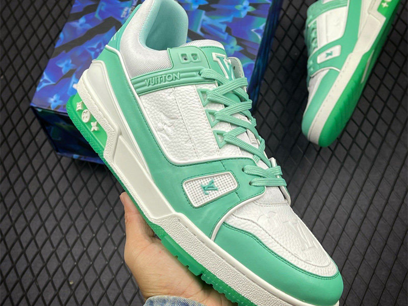 L X V Trainer Sneaker Low Light Green