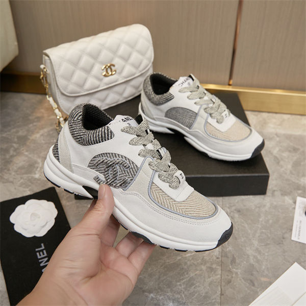 Chanel Sneakers detail 4