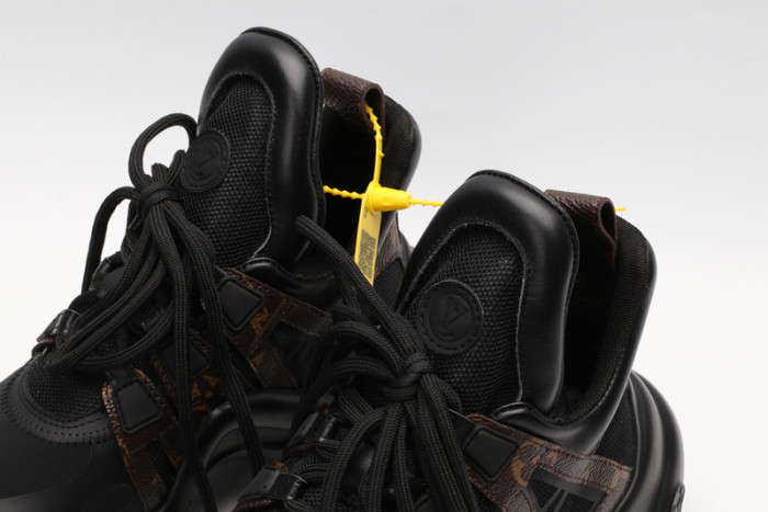 L x V snekaers L000006 detail 5