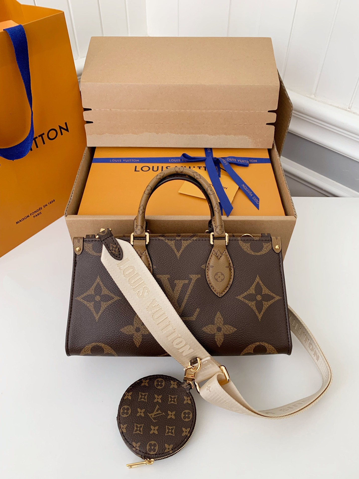 L X V Onthego Eat-West  25*13*10cm