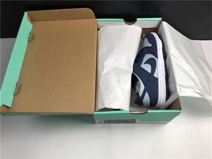 NK SB Dunk Low Binary Blue 854866-444 detail 7