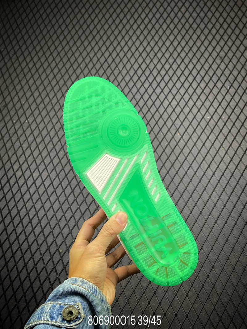 L X V Trainer Sneaker Low Light Green detail 4