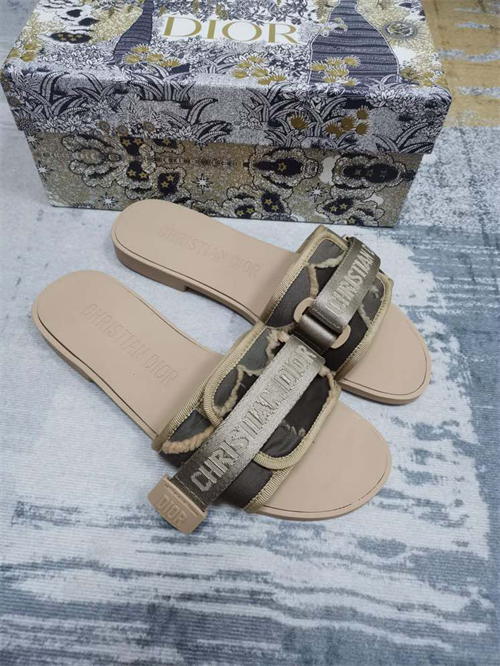 Dio Slipper detail 6