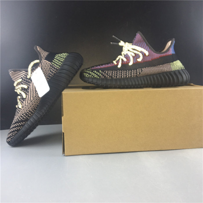 ADS Yeezy Boost 350 V2 Yecheil (Non-Reflective) FW5190 detail 2