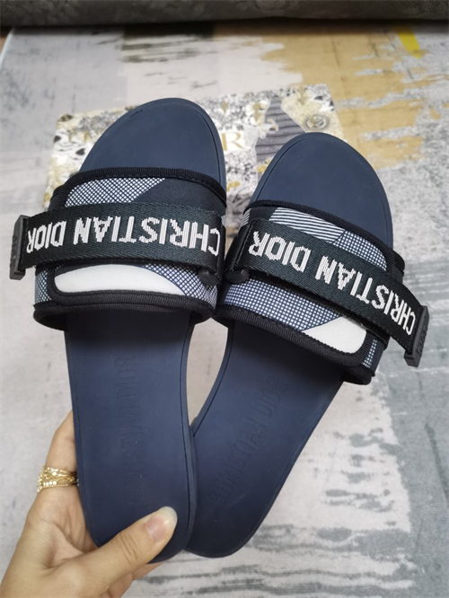 Dio Slipper detail 2