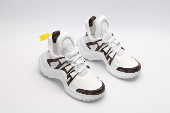 L x V snekaers L000003 detail 10
