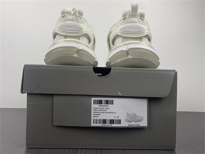 BLCG Track White Glow 542436 W3CR1 9000 detail 5