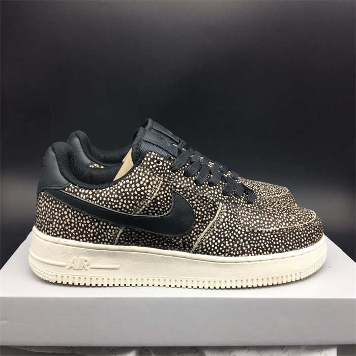 NK Air Force 1 898889-002 detail 7