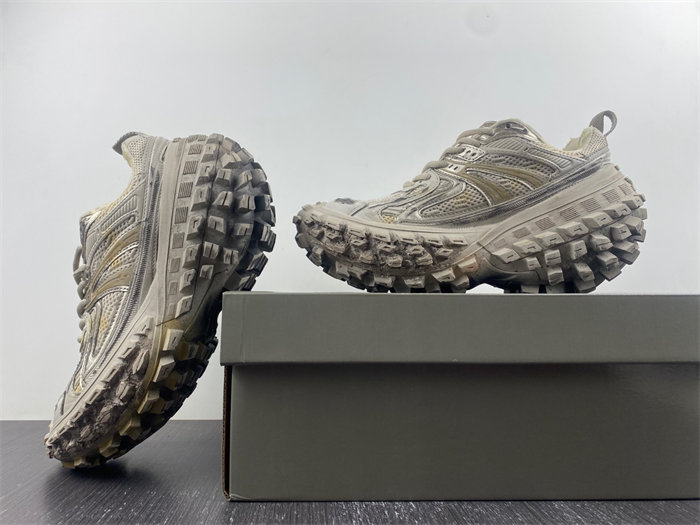 BLCG Defender Beige 685611 W2RAF 9700 detail 2