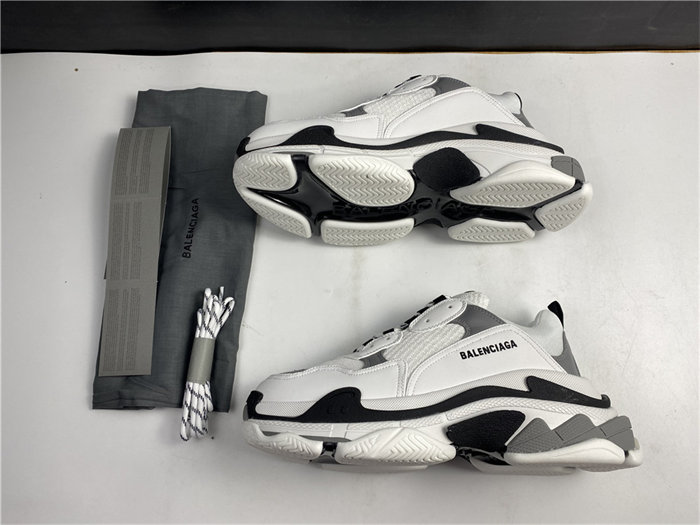 BLCG TRACK 2 OPEN SNEAKER 536737 W0901 9089 detail 6