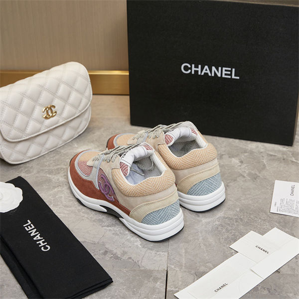 Chanel Sneakers detail 6