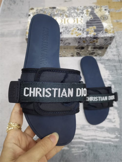Dio Slipper detail 6