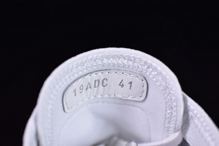 B23 Oblique low Sneakers T004801-1071 detail 4
